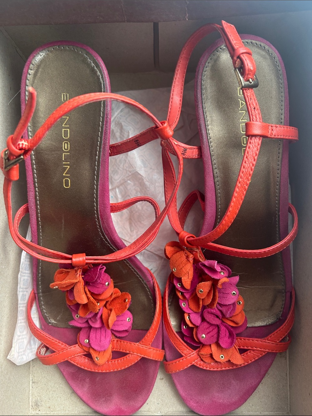 Bandolino magenta-pink & orange flower sandals w/ buckle strap & wedge heel, 8.5